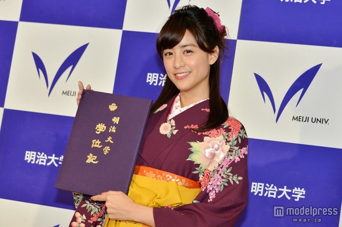 山本美月 大学卒業も やばかった 仕事と両立の苦労を語る モデルプレス 山本美月 大学卒業も やばかった 仕事と両立の苦労を語る モデルプレス