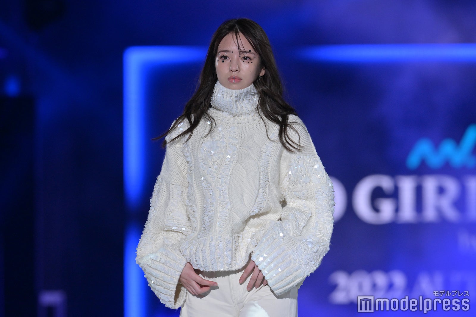 （C）モデルプレス