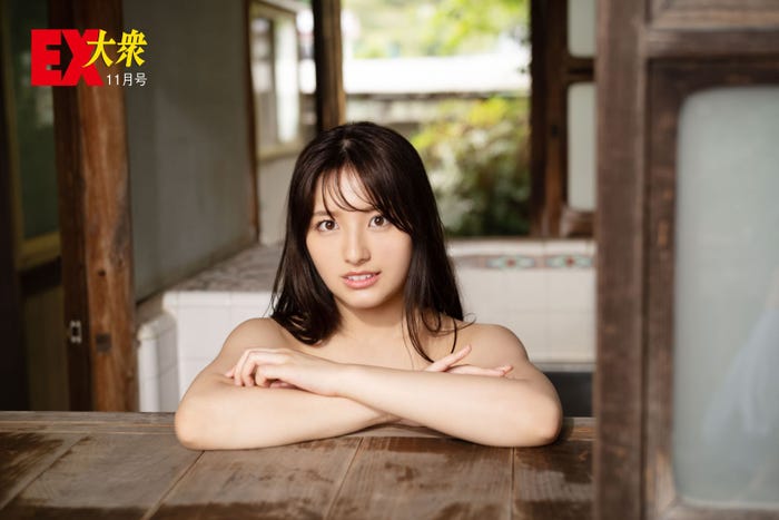 大和田南那デジタル写真集「セピア色の休日」(10月15日発売)よりアザーカット/撮影:松田忠雄(画像提供:双葉社)