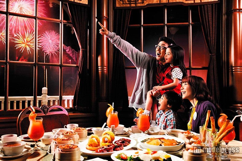 スター・ファイヤーワークス・ディナー／（C）Disney