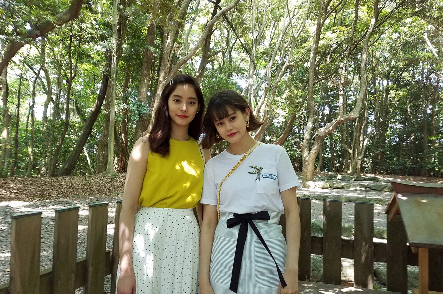 新木優子&emma、癒やしの福岡2人旅へ イルカ調教体験&極上サンセットにうっとり