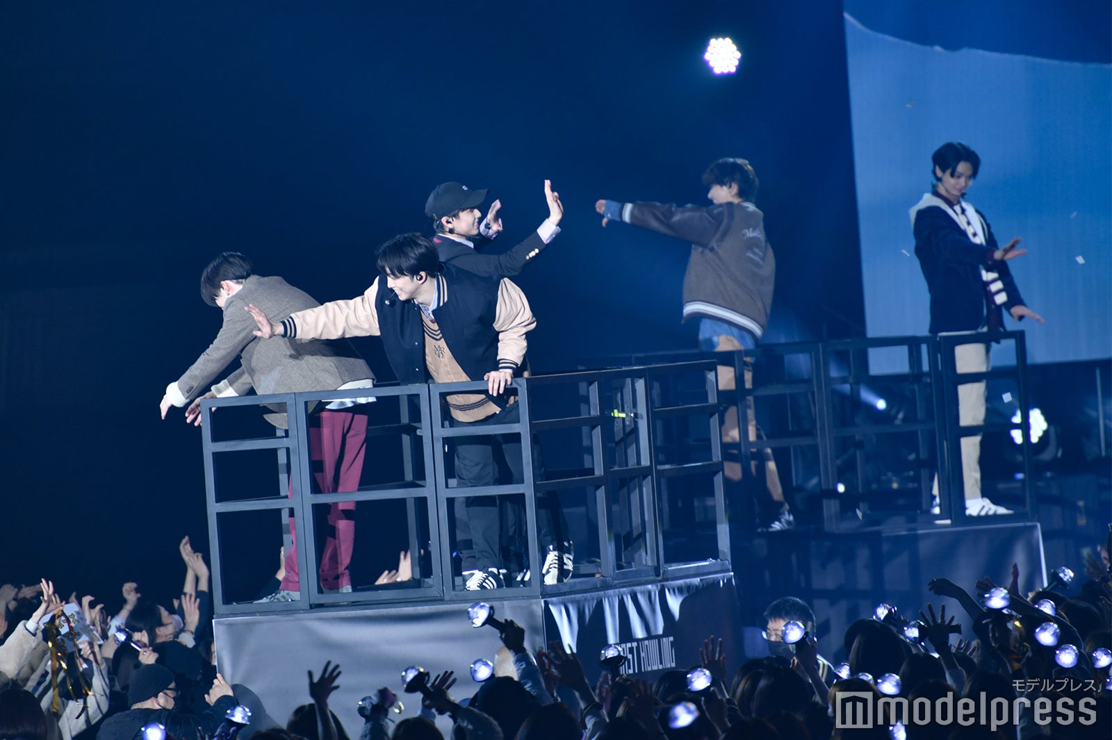 &TEAM（C）モデルプレス