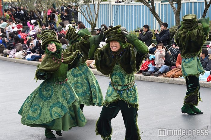 ダンサー/「フローズンファンタジーパレード」(C)モデルプレス