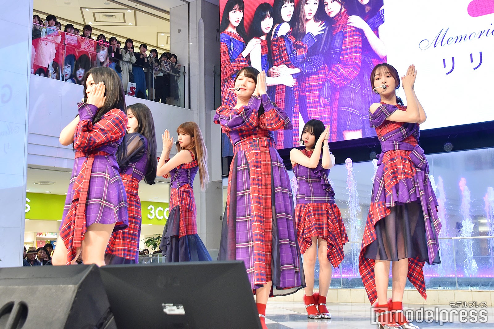 GFRIEND（C）モデルプレス