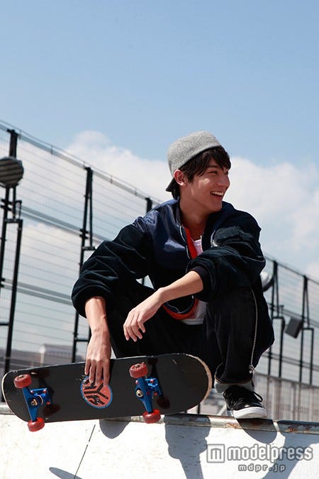 「中川大志カレンダー 2016.4-2017.3」(画像提供:SDP)