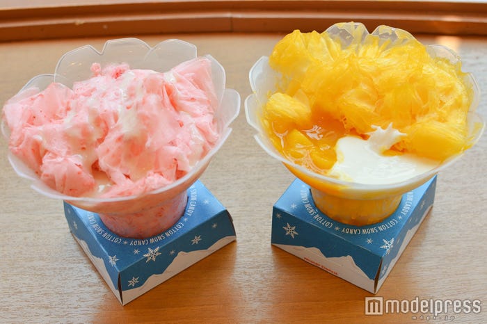 (写真左から)コットンスノーキャンディ ストロベリーミルク、コットンスノーキャンディ マンゴーヨーグルト(C)モデルプレス