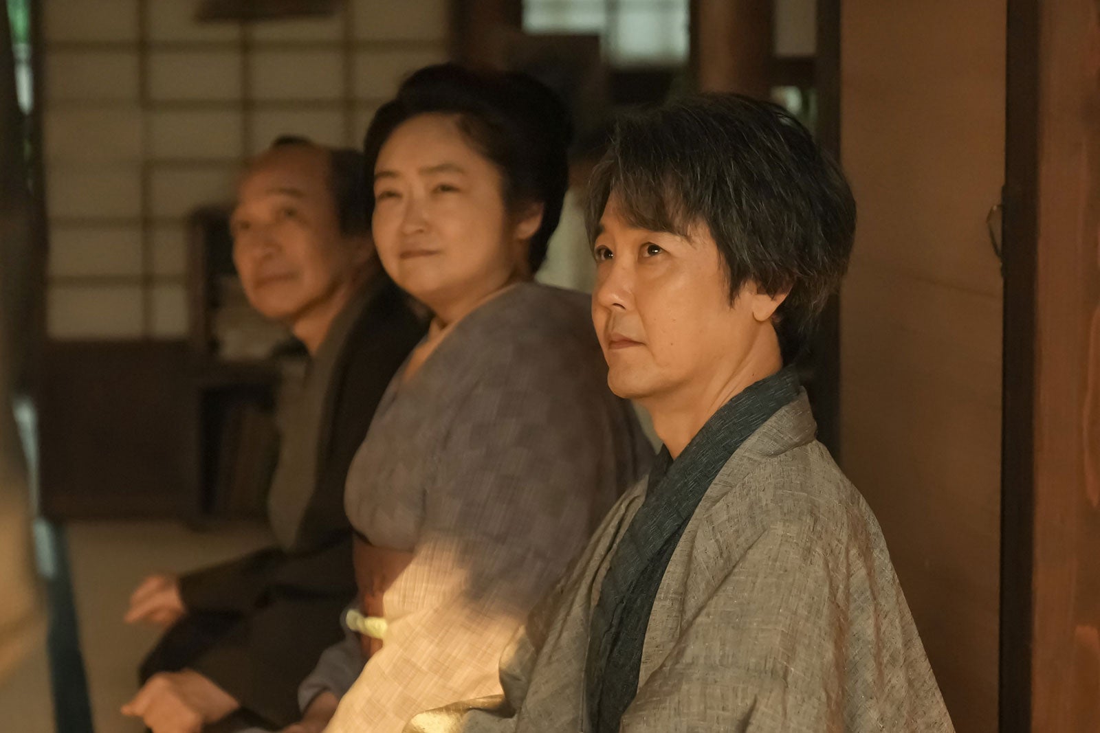 小日向文世、池脇千鶴、岡部たかし「ばけばけ」第69話（C）NHK