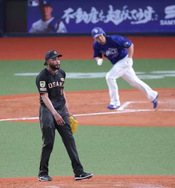 阪神まさか逆転負け ドリスが九回に3失点、2点リード守れず 先発・才木は8回2安打無失点 佐藤輝が初回に23号2ラン