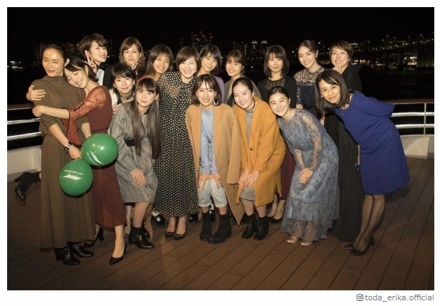 広末涼子・戸田恵梨香・有村架純ら女優17人の集合ショットに反響「豪華すぎる」