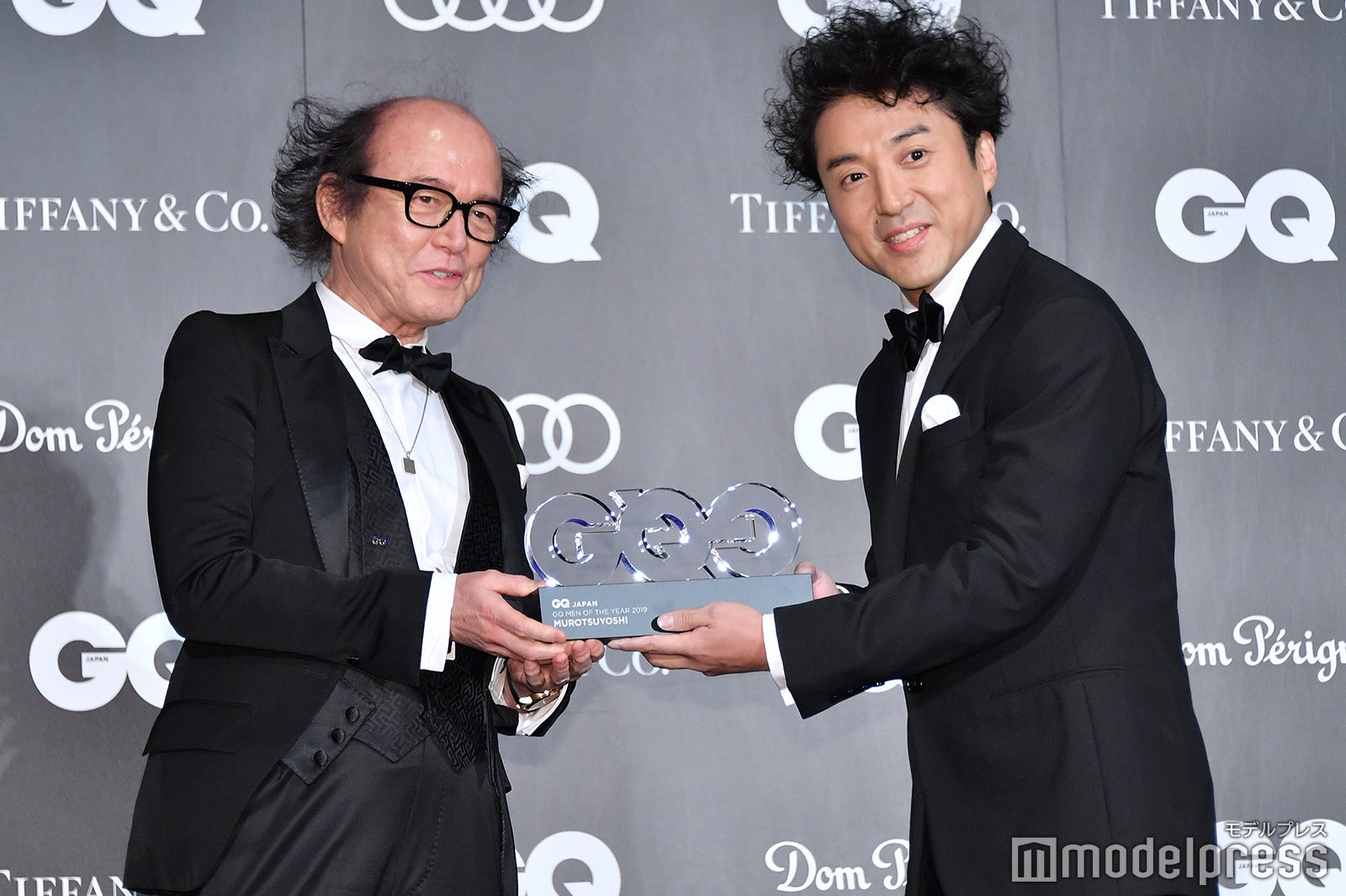 鈴木正文編集長、ムロツヨシ （C）モデルプレス