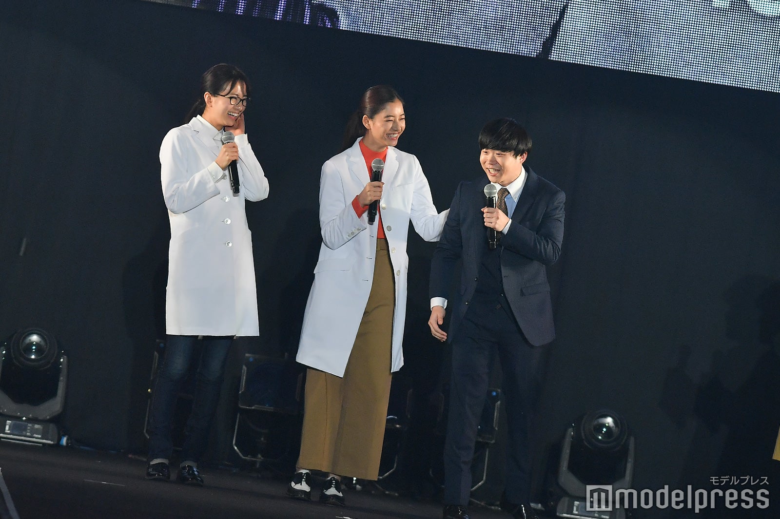 岡崎紗絵、新木優子、矢本悠馬 （C）モデルプレス