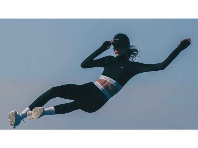 「クラネ」がミズノと初協業 機能性をクラネらしいモード感で