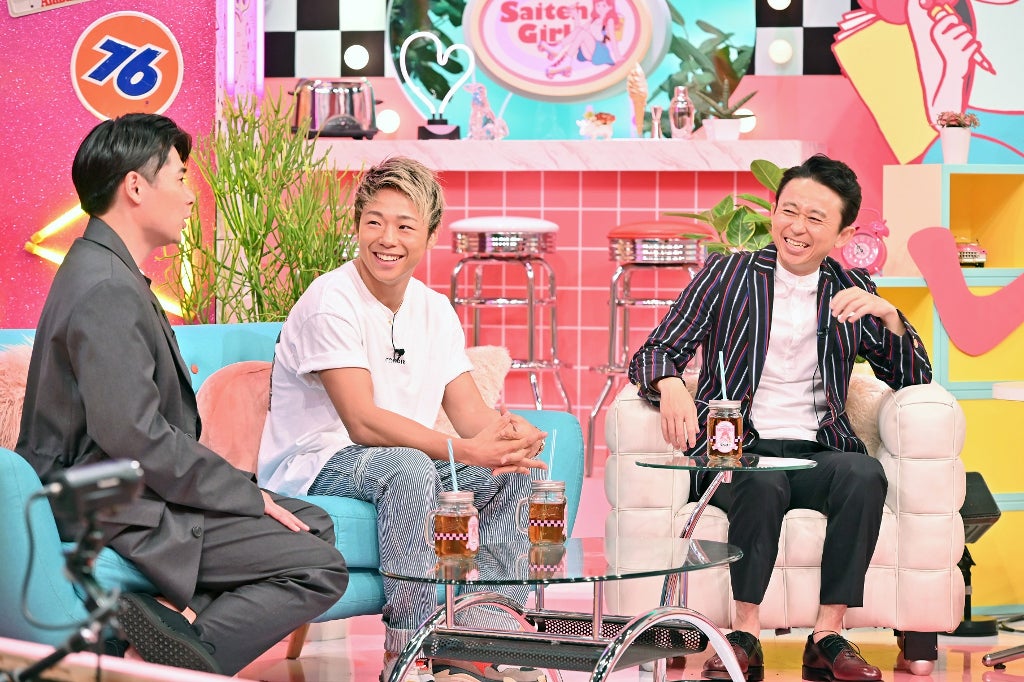 （左から）吉村崇、武尊、有吉弘行（C）TBS