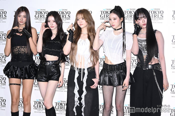 GAWON（ガウォン）、ANNA（アンナ）、ELLA（エラ）、NARIN（ナリン）、SOOIN（スイン）（C）モデルプレス