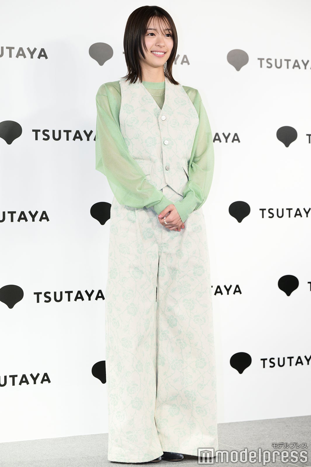 鳴海唯（C）モデルプレス