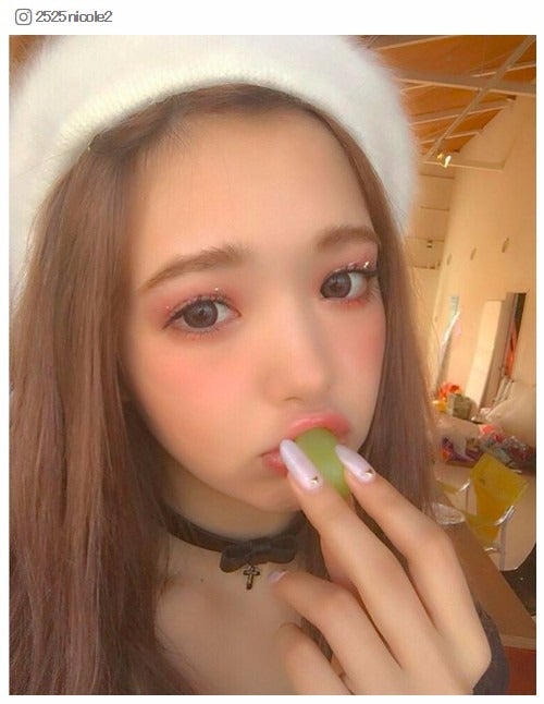 藤田ニコルの“デコ出し”ショットに反響「大人っぽい」「でこるん可愛すぎ」