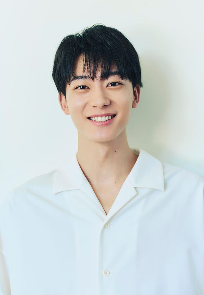 井上祐貴(C)映画「僕らは人生で一回だけ魔法が使える」製作委員会