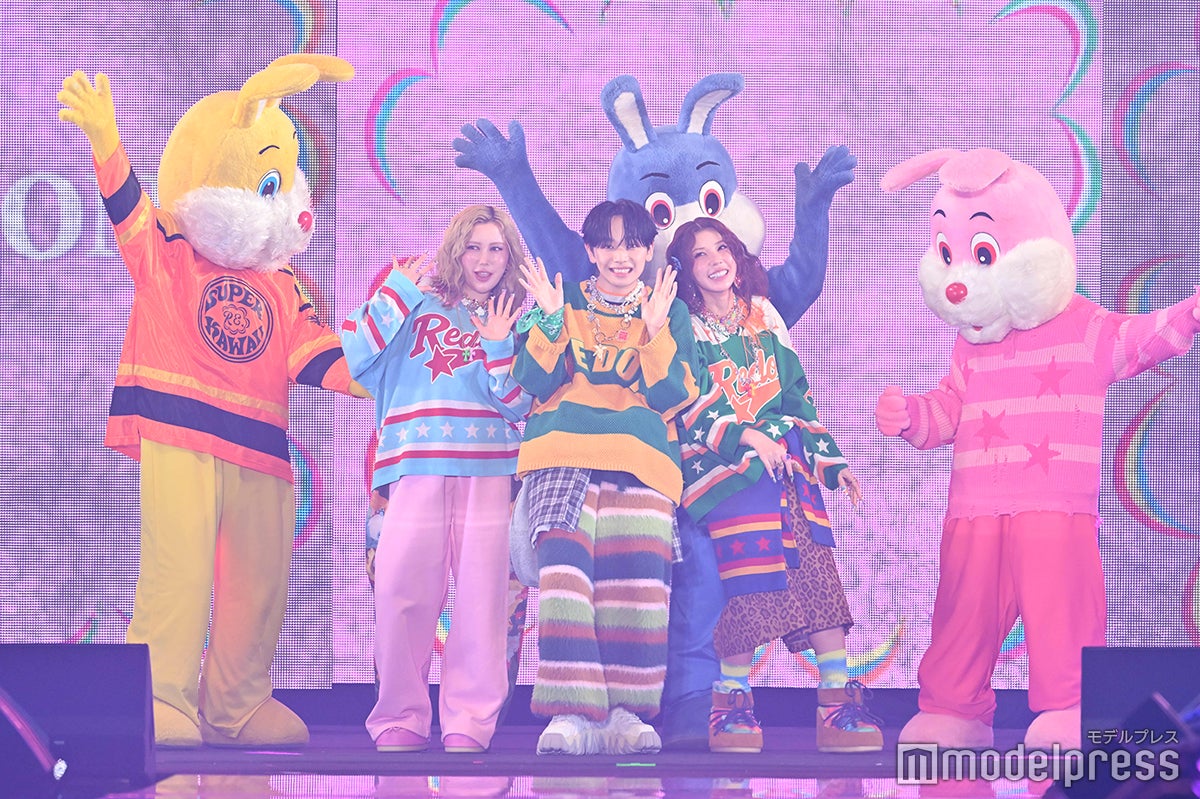 （C）モデルプレス