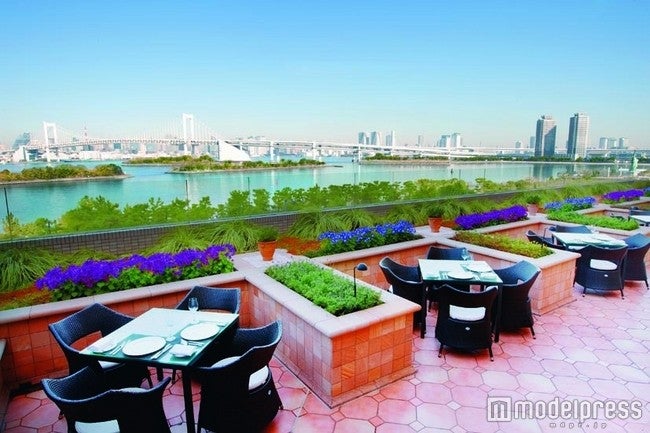 「ホテル日航東京」のラウンジ＆シャンパンバー「ベランダ」／画像提供：ホテル日航東京