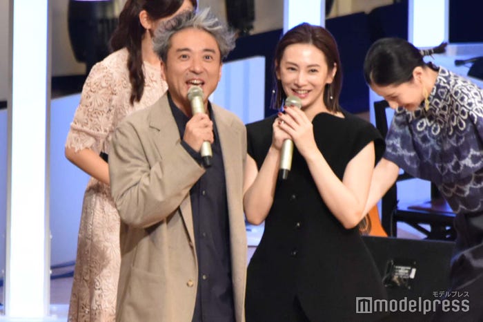 松本潤に振られムロツヨシ、北川景子(C)モデルプレス