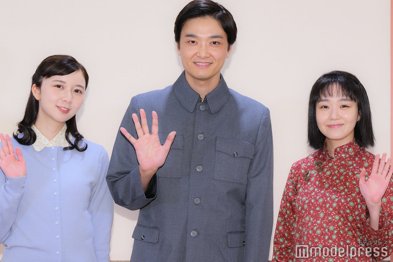 上白石萌歌、井上芳雄、奈緒（C）モデルプレス