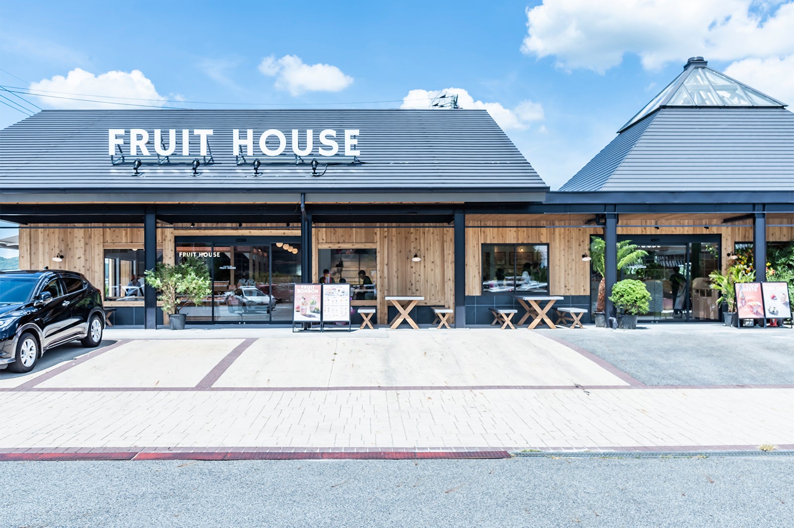 FRUIT HOUSE／画像提供：TRANSIT