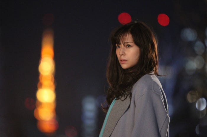 西内まりや/『突然ですが、明日(あした)結婚します』第4話より(画像提供:フジテレビ)