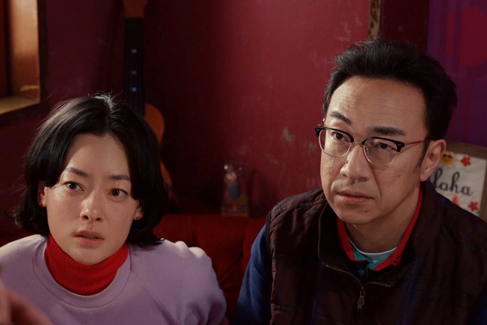 市川実日子、角田晃広「ホットスポット」第9話（C）日本テレビ