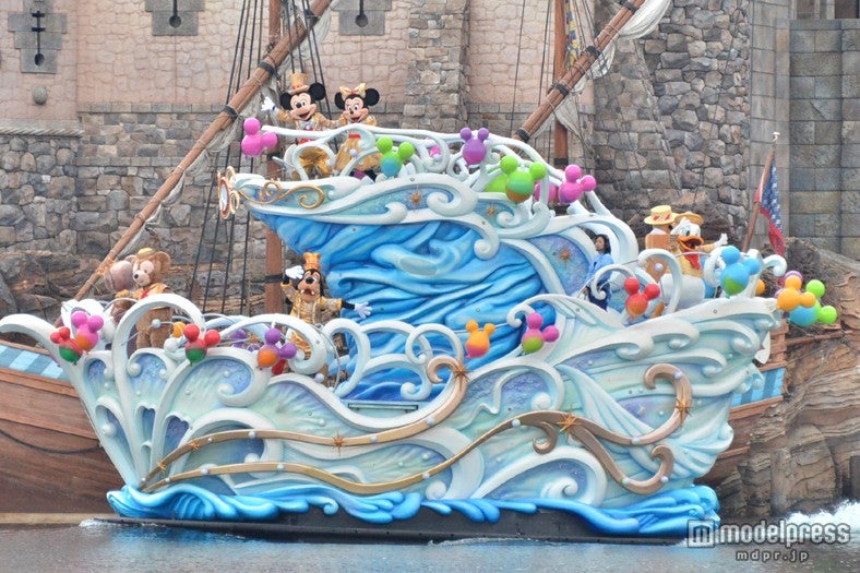 音に耳を澄ます／ハピネスグリーティング・オン・ザ・シー
