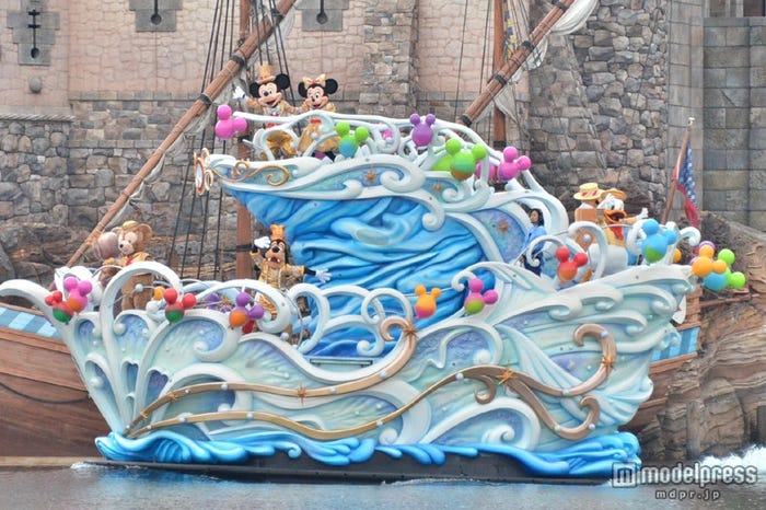 音に耳を澄ます/ハピネスグリーティング・オン・ザ・シー