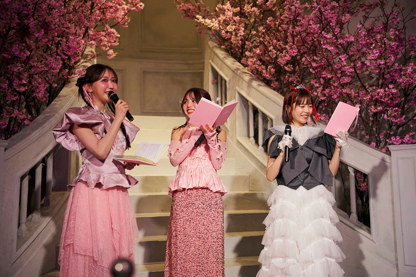 菅野結以、吉木千沙都、島崎遥香（提供写真）