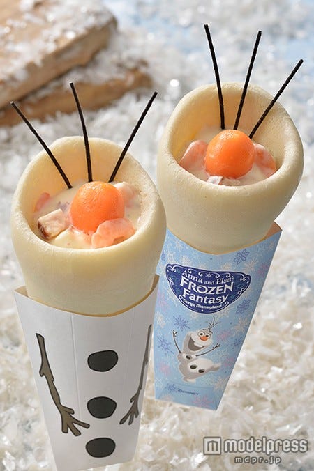 ブレッドコーン(チキンと海老のチャウダー)¥500(C)Disney