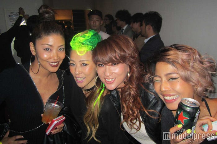 DJ KAORI/イベントを盛り上げるのに欠かせないダンサーのみなさんと!いつも有り難う!いないと上がんないよーーーー!w