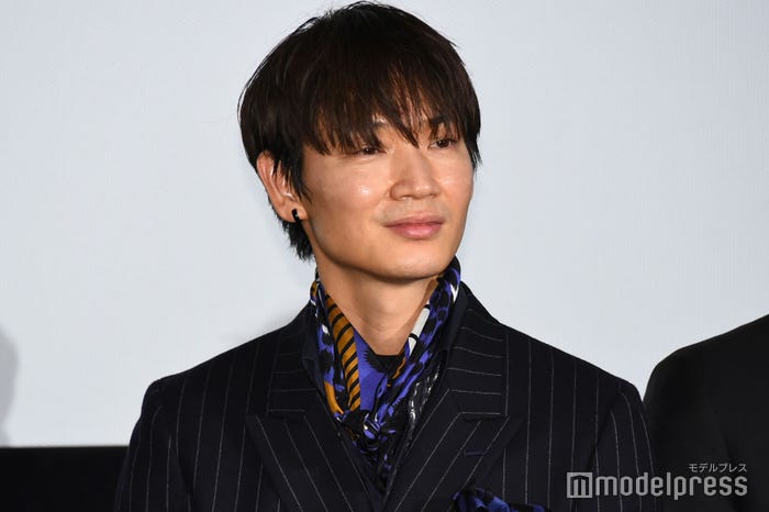 綾野剛(C)モデルプレス