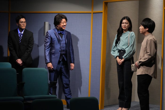 「BACHEO JAPANバチェ田バチェ男」左から)菊田竜大、松尾駿、古畑星夏、秋山寛貴(C)フジテレビ