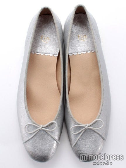 エナメルバレエシューズ「Fin 」8,964円(税込)