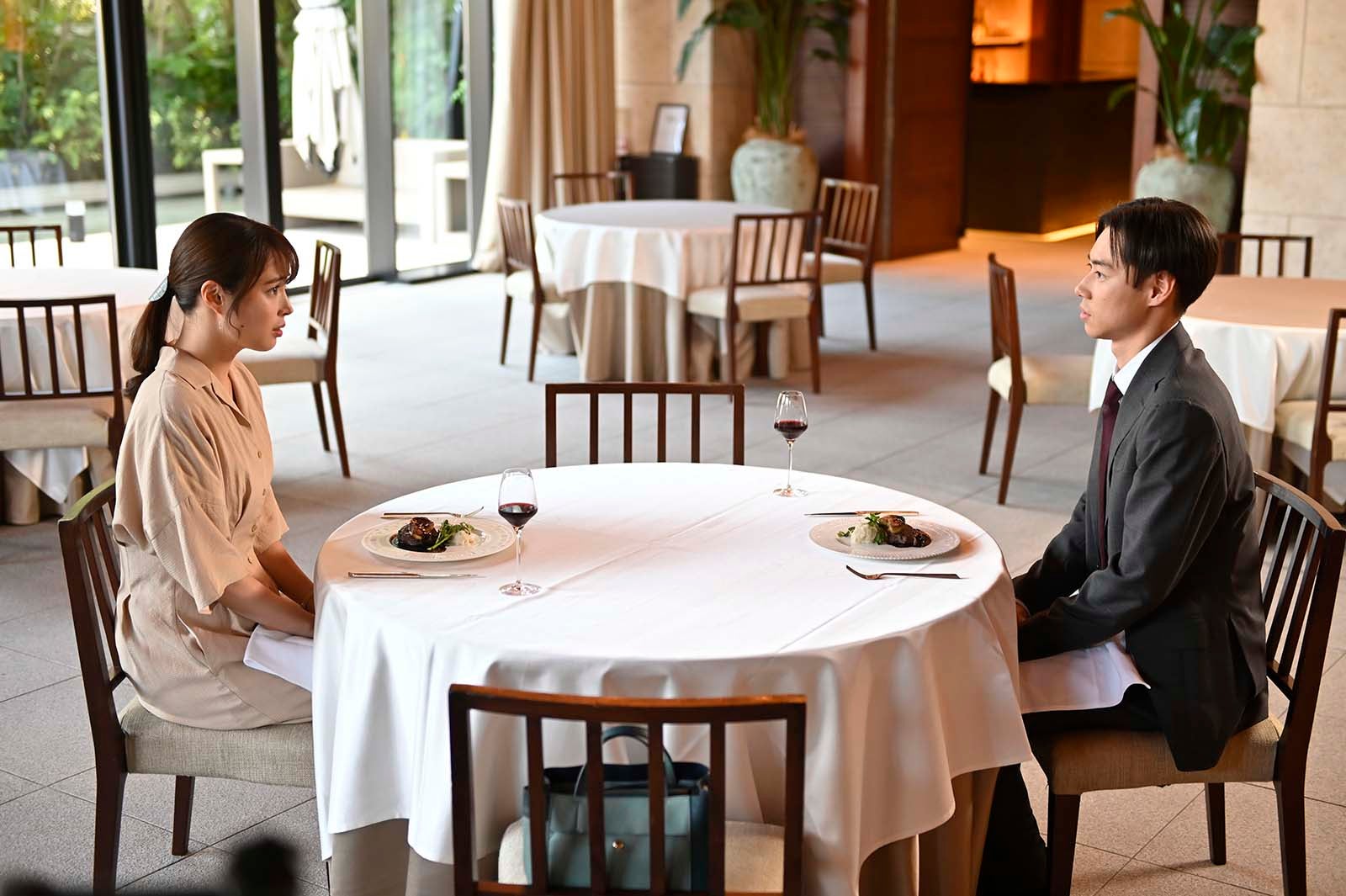 広瀬アリス、戸塚純貴「恋なんて、本気でやってどうするの？」最終話より（C）カンテレ