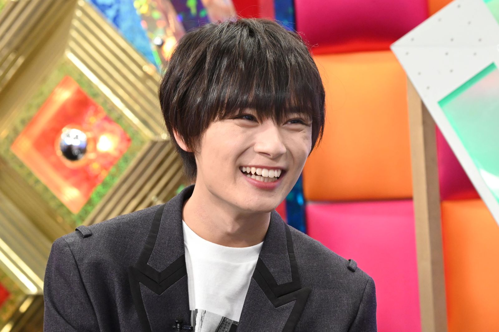 なにわ男子・大西流星ら、かまいたち山内健司の魔改造リメイクされた私服着こなしを絶賛 