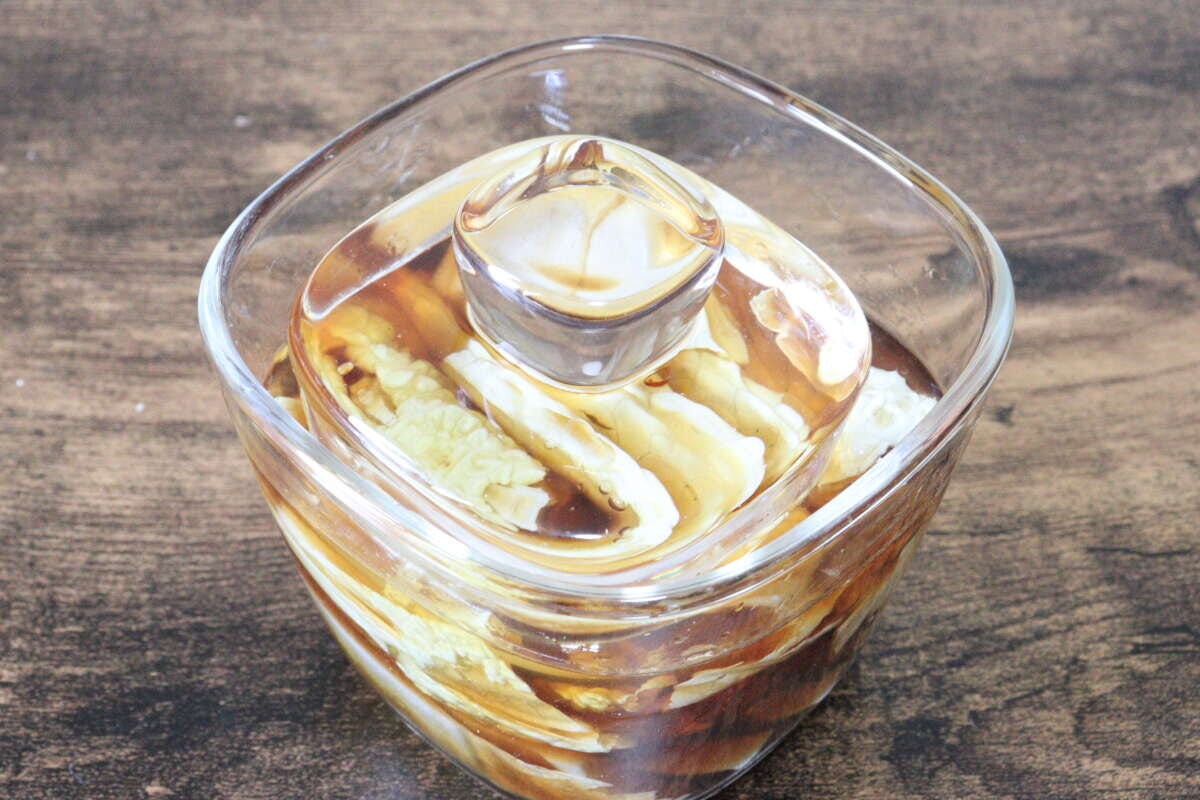 蓋をしたままレンジで使える　耐熱ガラス容器　小鉢型／中　重り併用