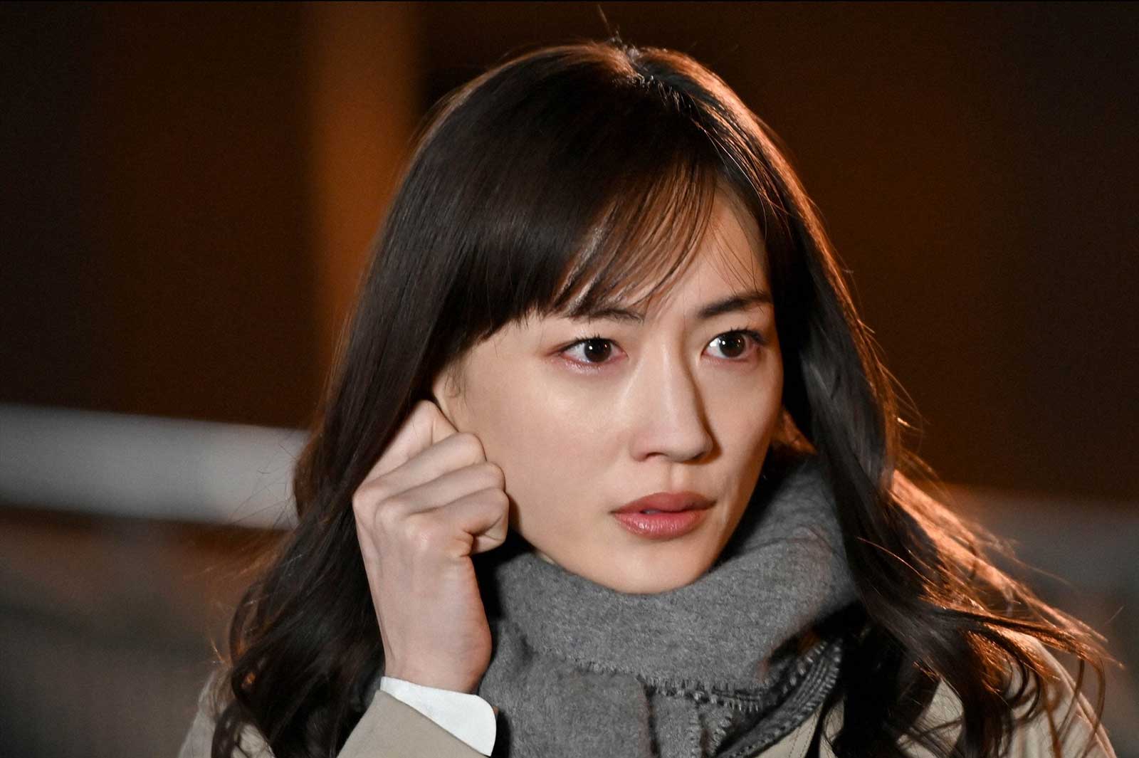 綾瀬はるか 高橋一生 天国と地獄 日高 彩子の姿で猟奇殺人 ラスト 新たな謎に衝撃 モデルプレス 綾瀬はるか 高橋一生 天国と地獄 日高 彩子の姿で猟奇殺人 ラスト 新たな謎に衝撃 モデルプレス