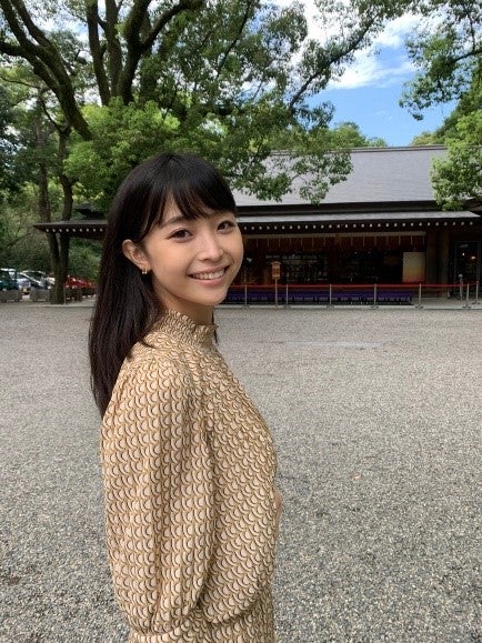 お休みの日のちょこっとしたお出かけは、コンシーラーでクマを消して眉毛を書くだけ！（提供写真）