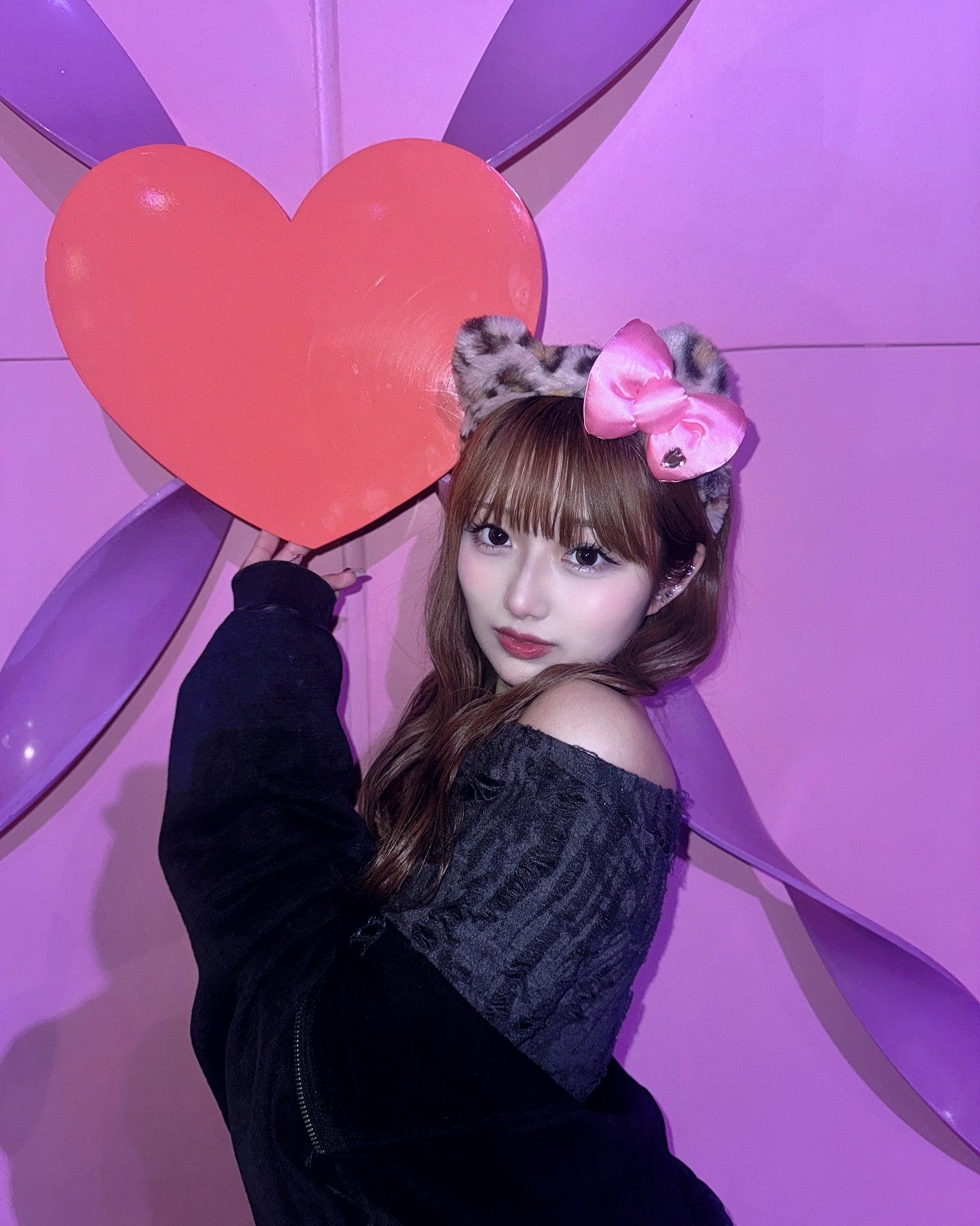 辻ちゃん長女・希空（のあ）水族館での神秘的ショット公開「まるで絵画」「おしゃれ」と反響続々