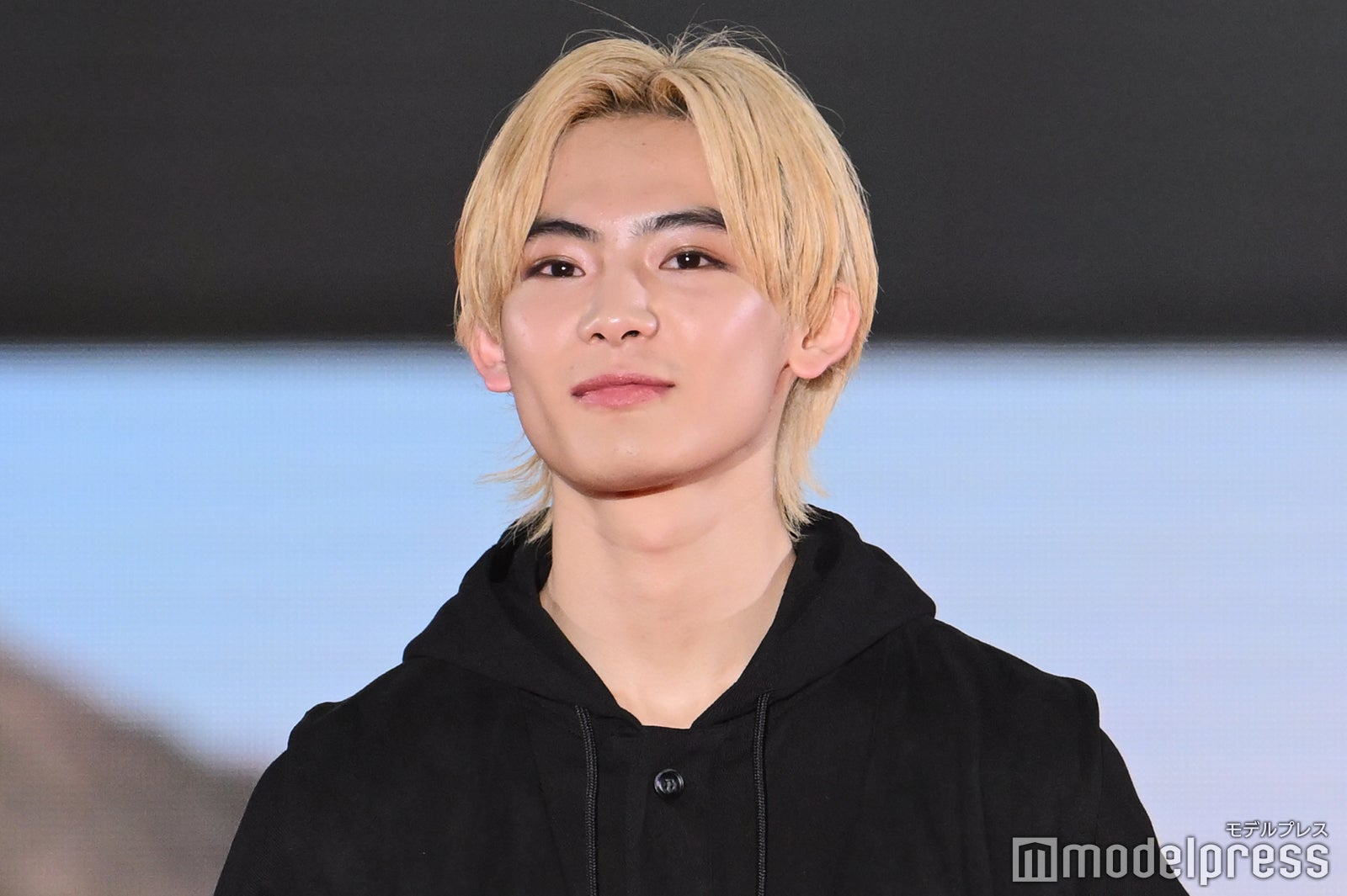 NOA、ウィンクでファン悶絶 もーりーしゅーとへの“気遣い”も＜関西コレクション 2023 S／S＞