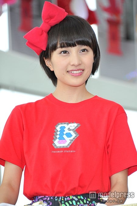 Ute鈴木愛理 ももクロ百田夏菜子 家入レオ Flower 高校同級生多数共演で かなりかなり刺激をもらう モデルプレス