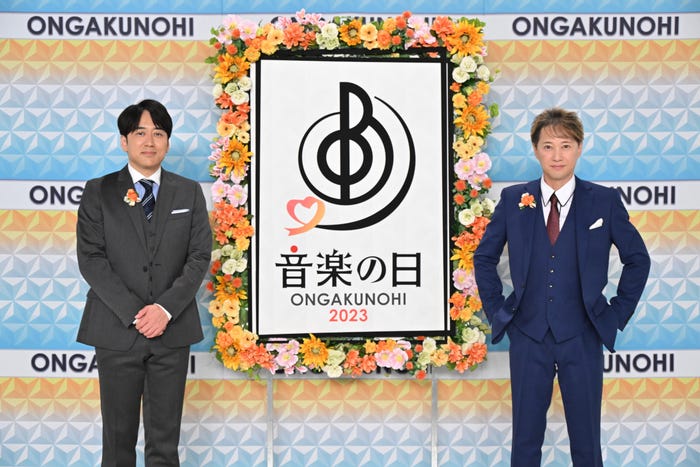 安住紳一郎、中居正広(C)TBS
