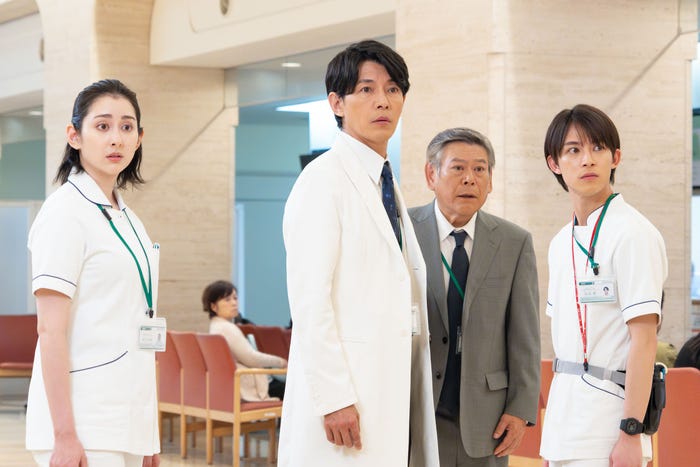 早見あかり、藤木直人、おかやまはじめ、阿久津仁愛「D&D 〜医者と刑事の捜査線〜」最終話(C)「D&D ~医者と刑事の捜査線~」製作委員会