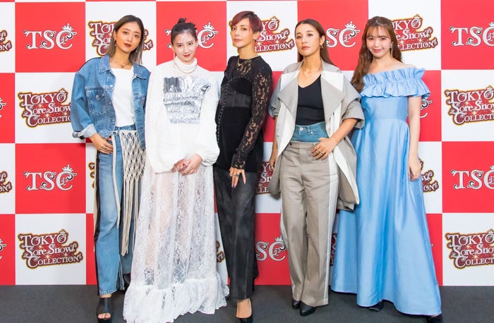 池田美優、河北麻友子、土屋アンナ、鈴木紗理奈、藤田ニコル(C)TBS