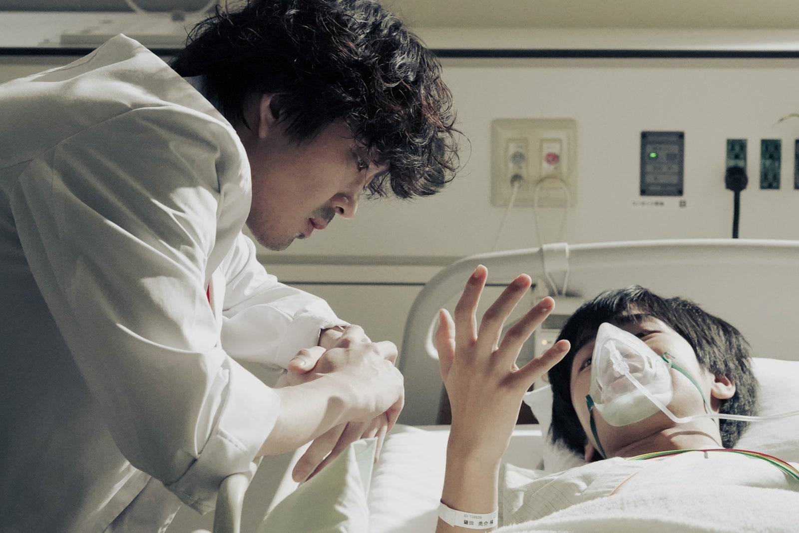 若葉竜也、島村龍乃介「アンメット ある脳外科医の日記」第2話より（C）カンテレ