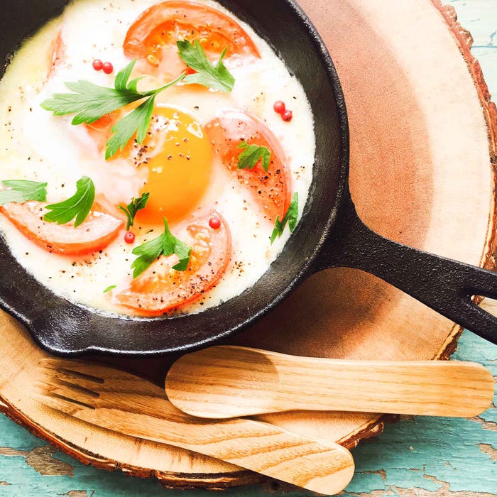 3ステップで簡単!フライパン一つで作る「ホットカプレーゼ」が美味しそう【柏原歩のトレンドレシピ】/画像提供:柏原歩