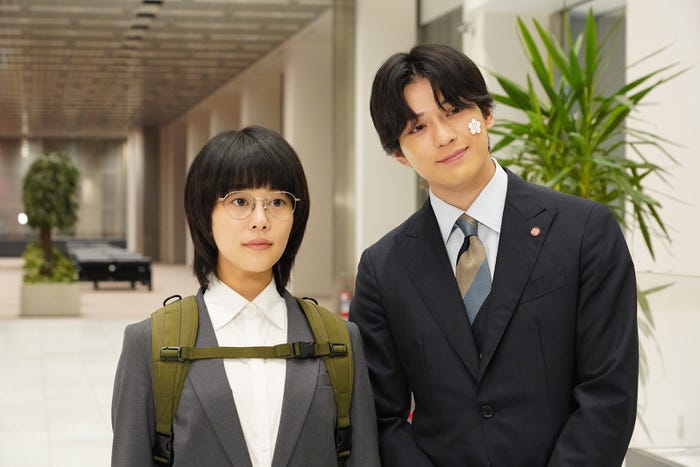 高畑充希、新田真剣佑/「同期のサクラ」第5話より(C)日本テレビ